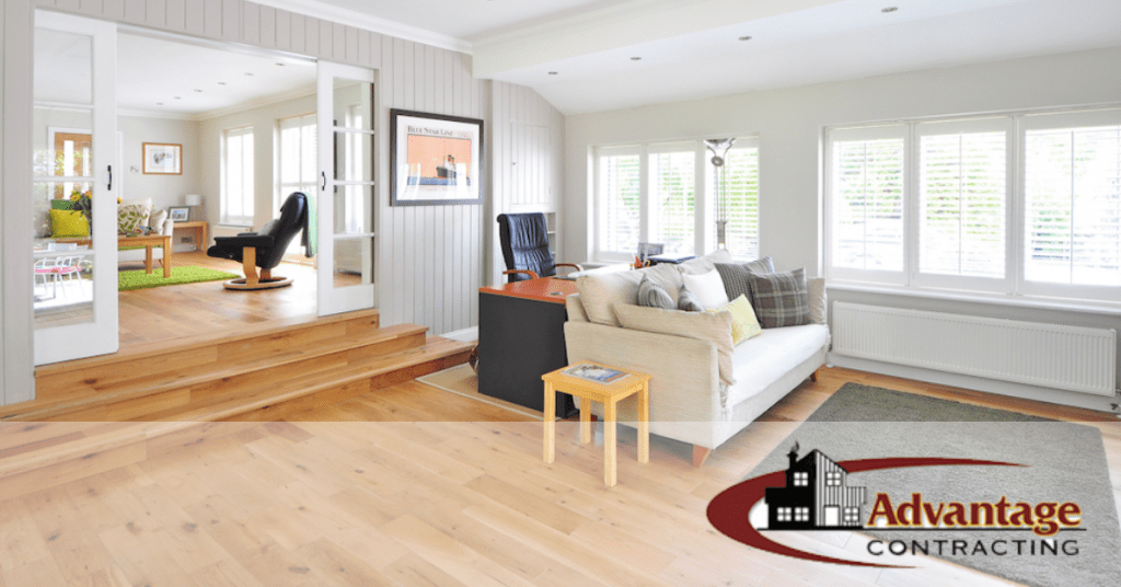 How to choose the right flooring, laminate flooring, tile vs. laminate in the kitchen, types of flooring, wood look, living room, bathroom