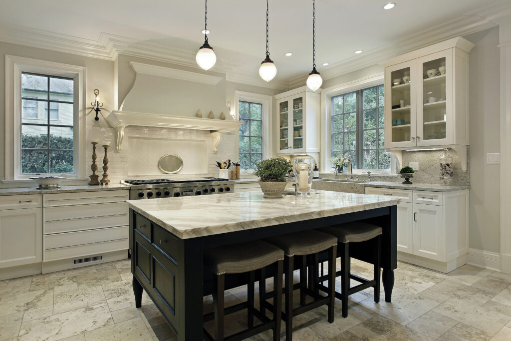 Backsplash With Range Hood